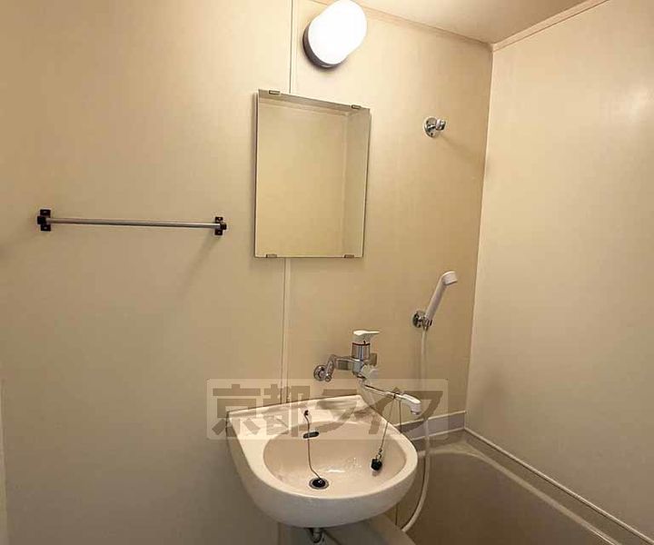 ネクスプロス大手筋の内装