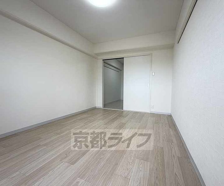 ネクスプロス大手筋の居間