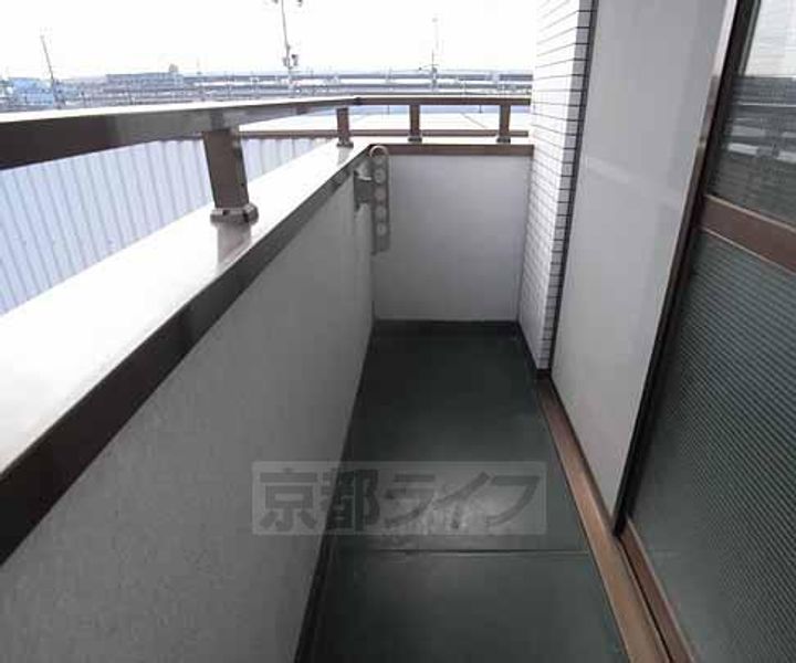 京都府京都市伏見区竹田段川原町の賃貸マンションの内装