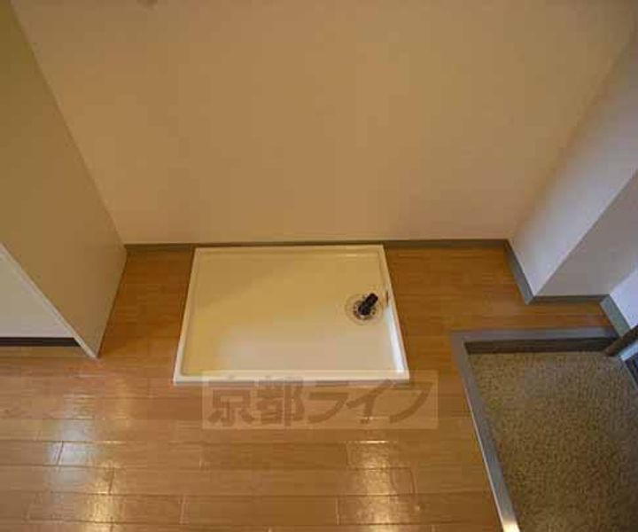 京都府京都市伏見区竹田段川原町の賃貸マンションの居間