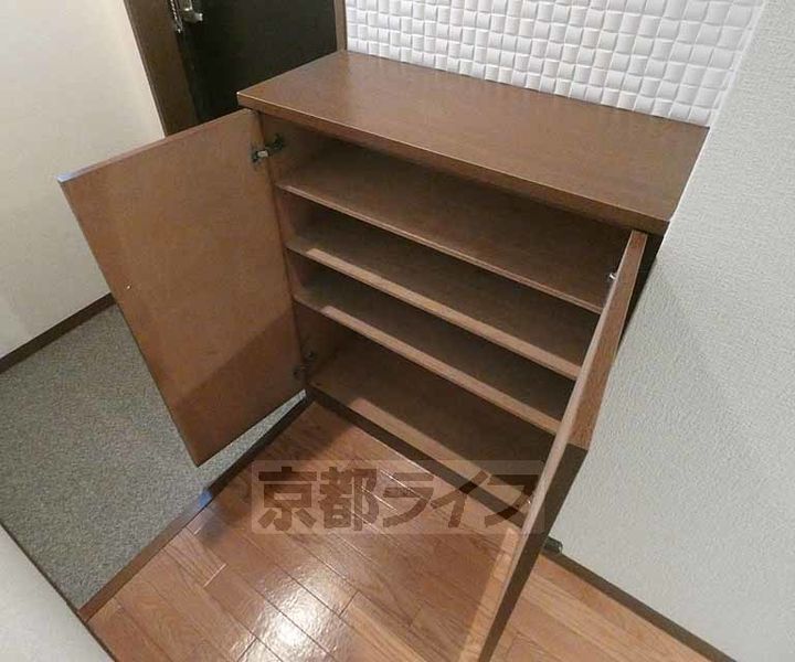 京都府京都市伏見区深草大亀谷西寺町の賃貸マンションの内装