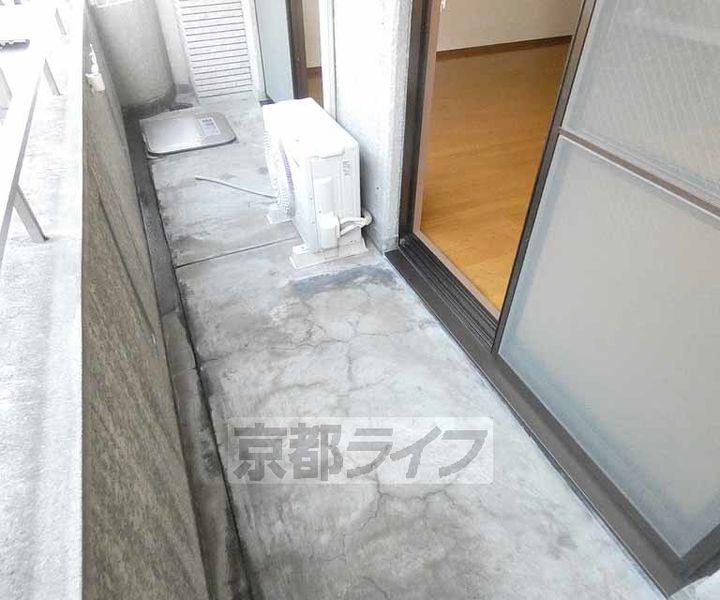 京都府京都市伏見区深草大亀谷西寺町の賃貸マンションの内装