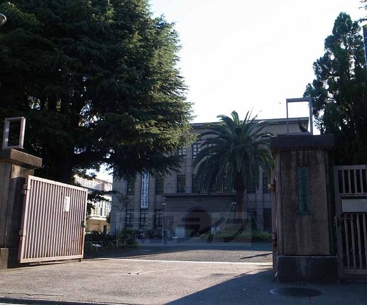 京都府京都市上京区竹屋町通千本東入主税町の賃貸マンションの周辺