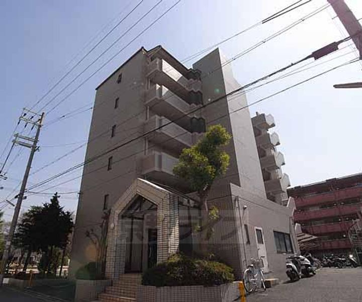 ハイツ北芳1Eの外観