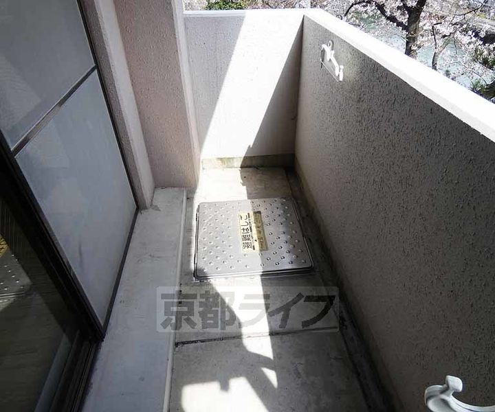 京都府京都市伏見区深草キトロ町の賃貸マンションの内装