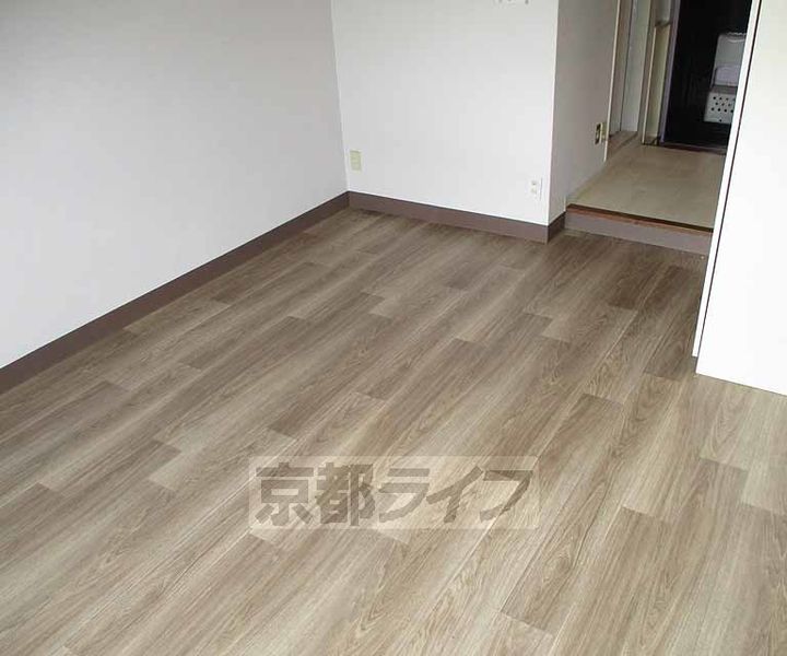 ル・マインハウス3024の居間