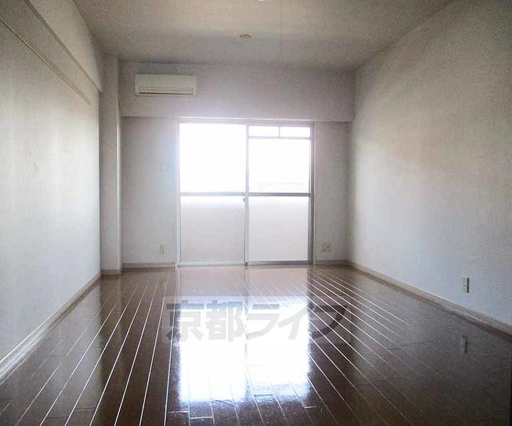 プレシードノモト308の居間