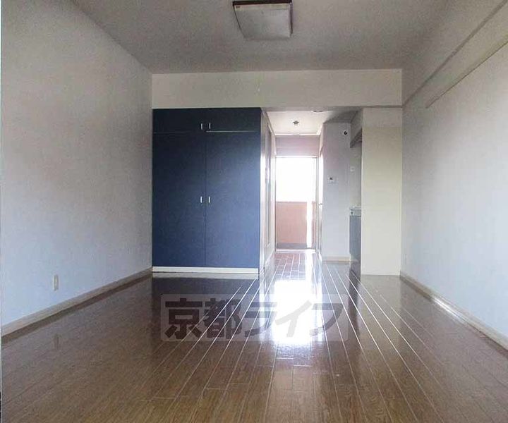 プレシードノモト308の居間