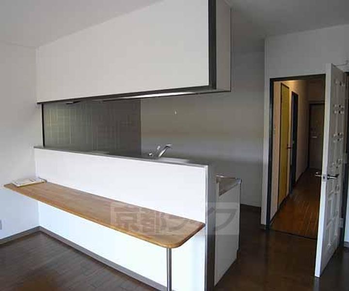 京都府京都市伏見区毛利町の賃貸マンションのキッチン