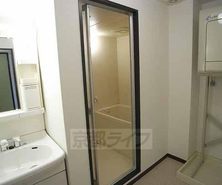 京都府京都市伏見区毛利町の賃貸マンションの内装