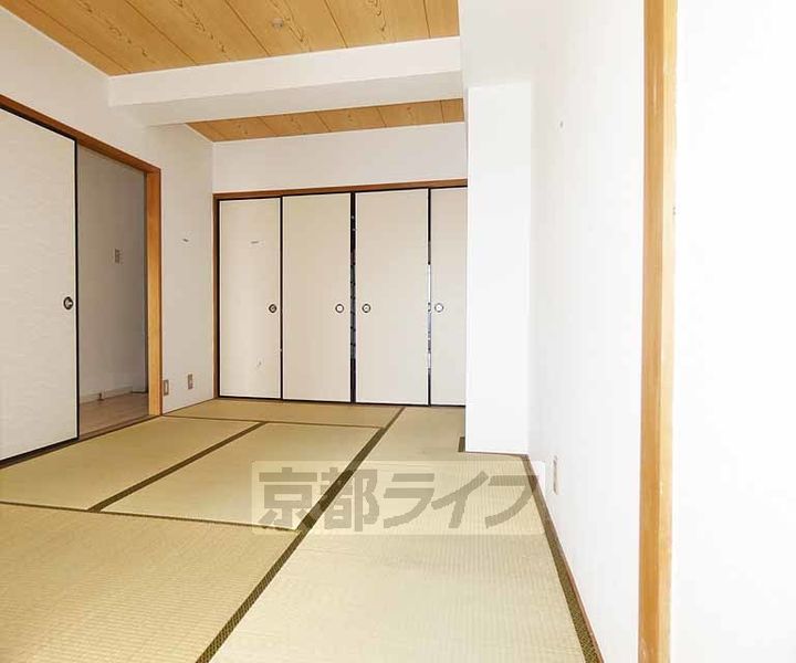 サンライフの居間