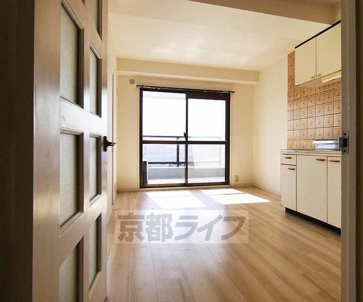 サンライフの居間