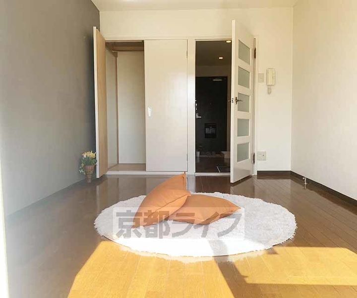 エトワール肥後町の居間