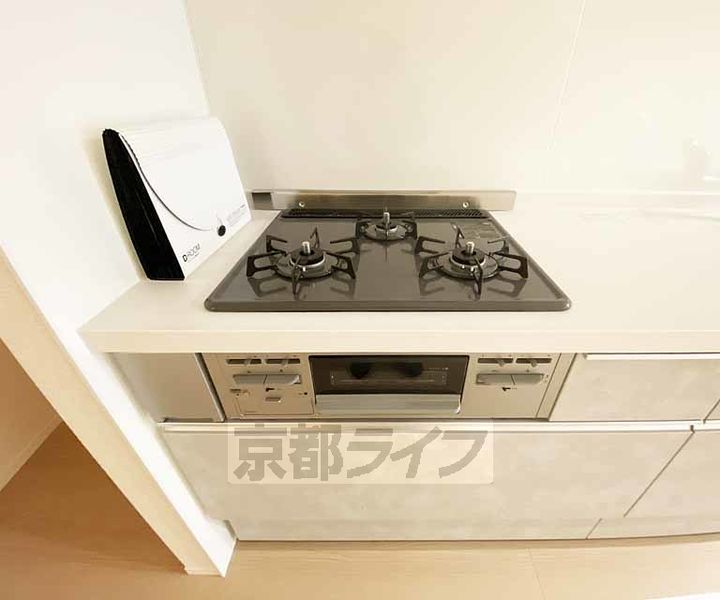 ルピナス嵯峨嵐山のキッチン