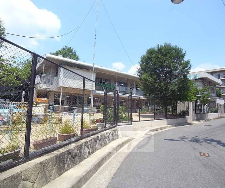 京都府京都市山科区勧修寺御所内町の賃貸アパートの周辺