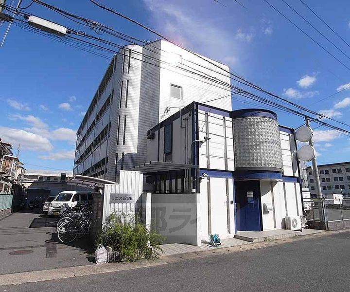 リエス新堀川408の外観