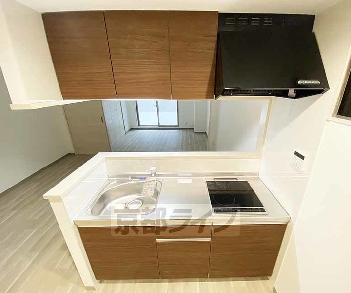 京都府京都市中京区壬生森前町の賃貸マンションのキッチン