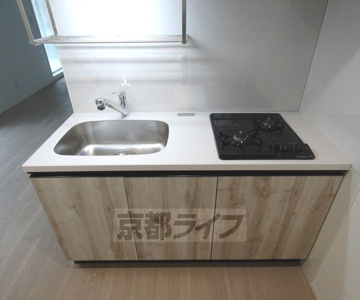 京都府京都市北区衣笠街道町の賃貸マンションのキッチン
