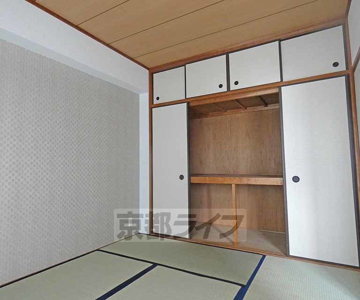 京都府京都市伏見区淀木津町の賃貸マンションの寝室