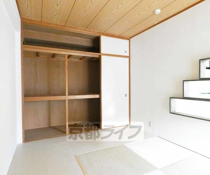セブンマンション(ベルヴィ51)303の居間