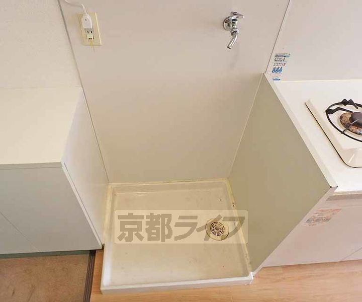 京都府京都市西京区大枝東長町の賃貸マンションの内装
