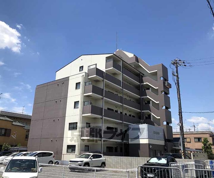 京都府京都市西京区下津林南大般若町の賃貸マンションの外観
