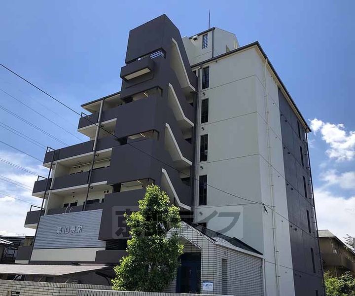 京都府京都市西京区下津林南大般若町の賃貸マンションの外観