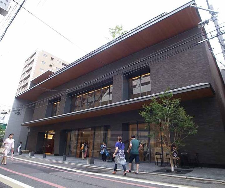 京都府京都市中京区塩屋町の賃貸マンションの周辺