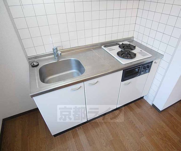 京都府京都市西京区桂上野西町の賃貸マンションのキッチン