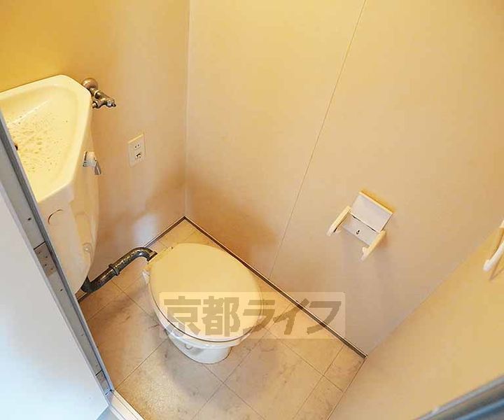 京都府京都市西京区牛ヶ瀬奥ノ防町の賃貸マンションの内装