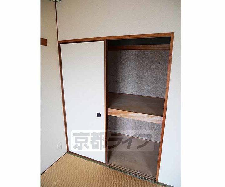 京都府京都市西京区牛ヶ瀬奥ノ防町の賃貸マンションの内装