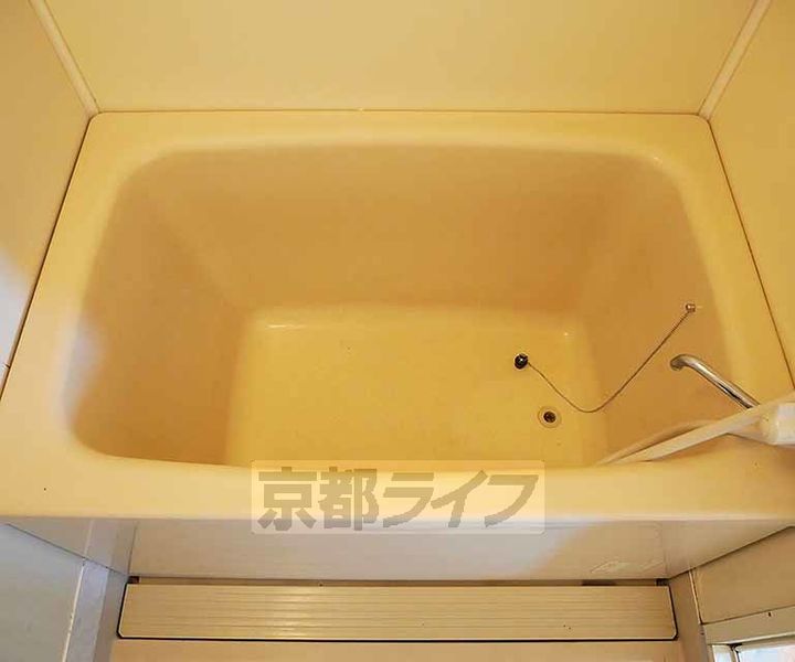 京都府京都市西京区牛ヶ瀬奥ノ防町の賃貸マンションの風呂