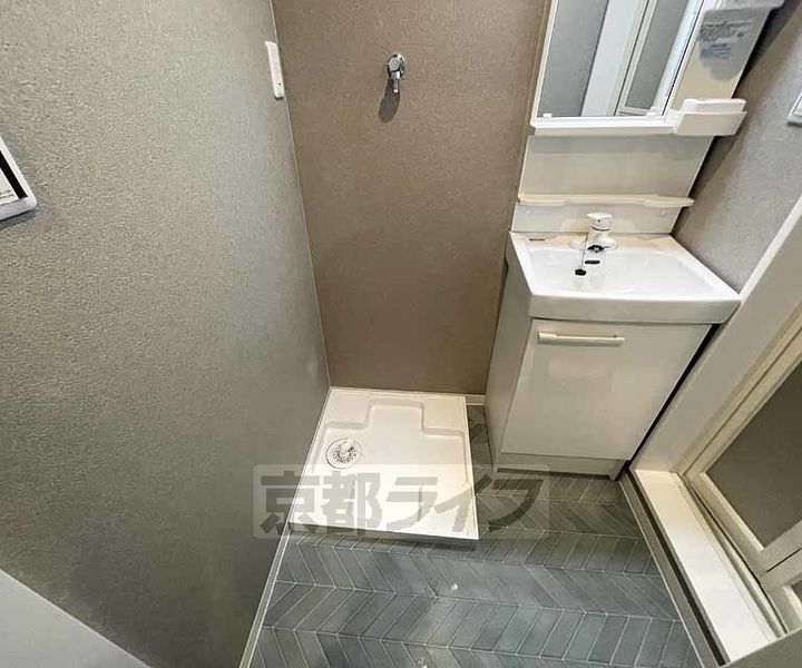 京都府京都市南区東九条明田町の賃貸アパートの内装