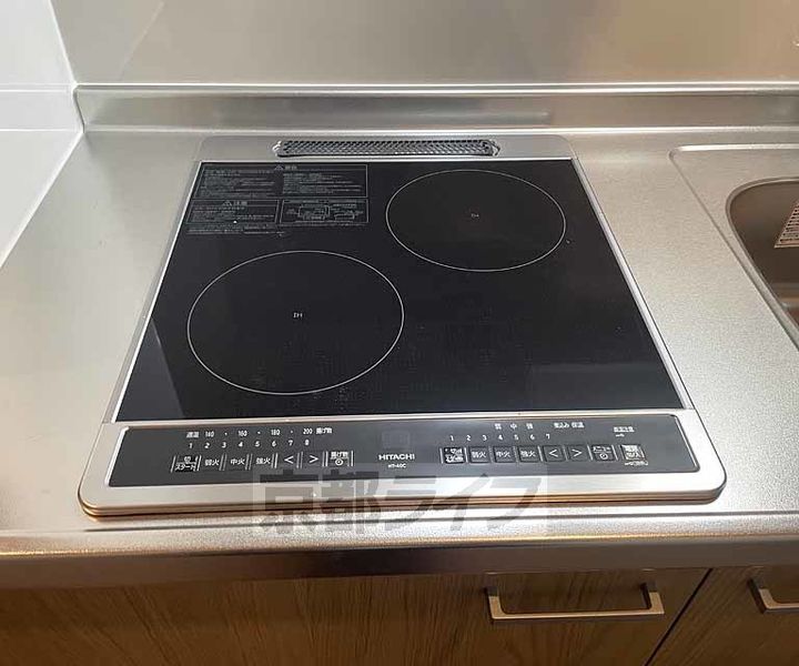 京都府京都市南区東九条明田町の賃貸アパートのキッチン