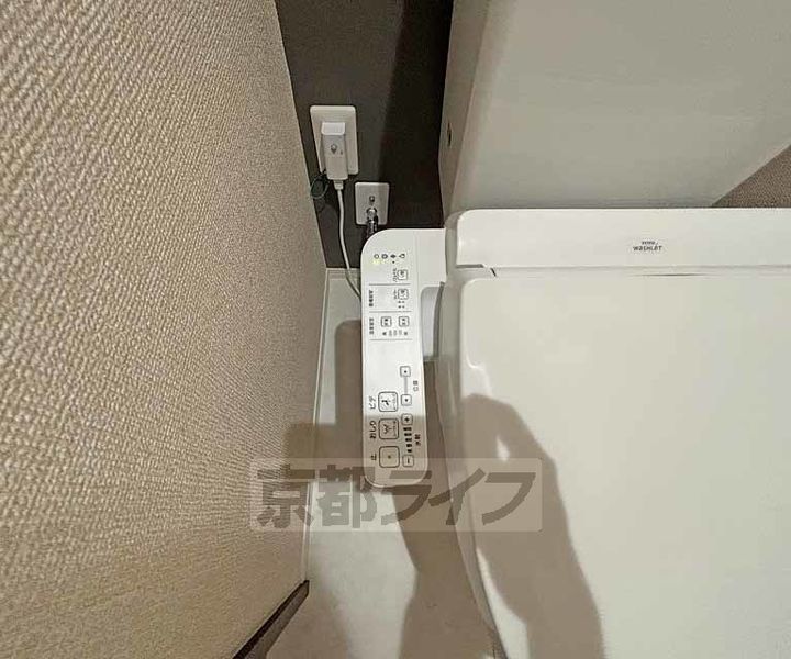 京都府京都市西京区下津林佃の賃貸アパートの内装