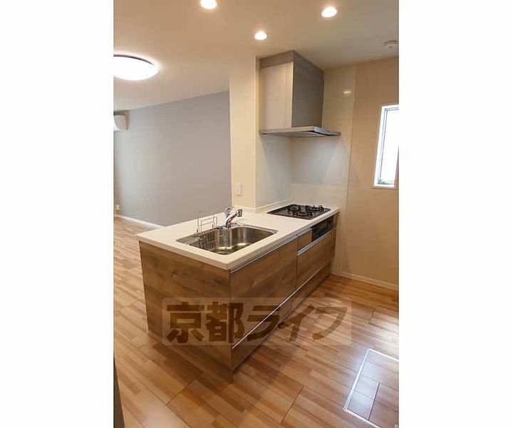 レフィシア城南宮道東のキッチン