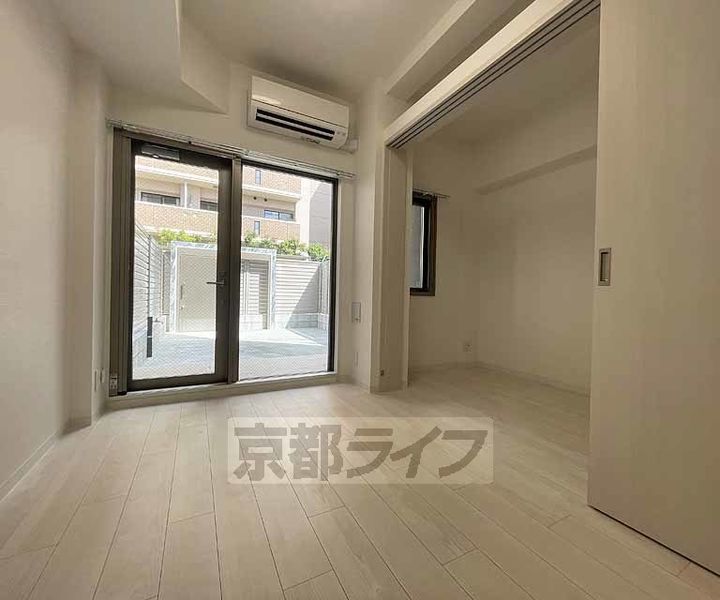 京都府京都市南区吉祥院定成町(マンション)の賃貸物件の居間