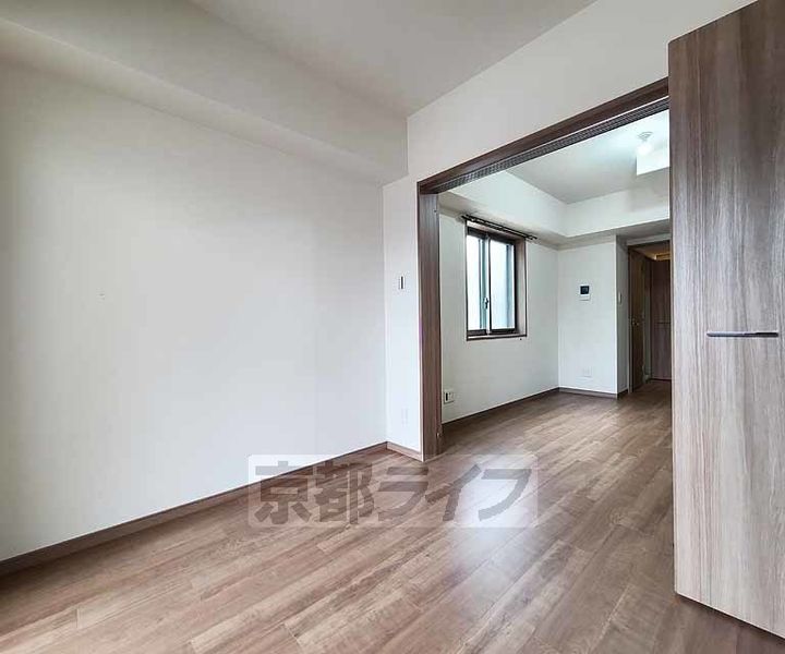 ベラジオワールドアイ京都円町の居間