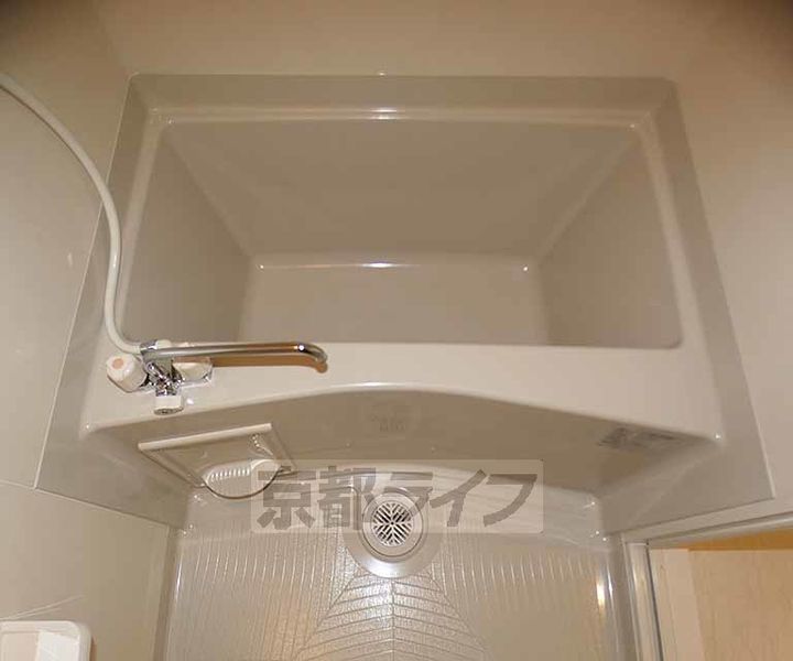 京都府京都市左京区上高野上荒蒔町の賃貸アパートの風呂