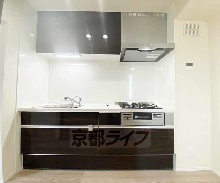 京都府京都市中京区西ノ京池ノ内町の賃貸アパートのキッチン