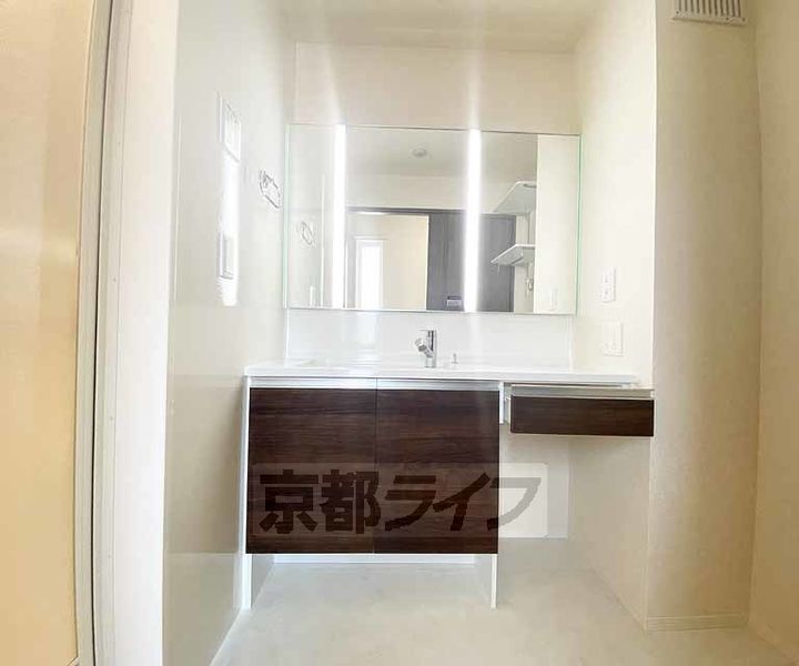 京都府京都市中京区西ノ京池ノ内町の賃貸アパートの内装