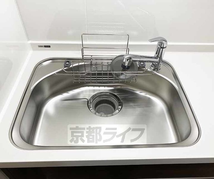 京都府京都市中京区西ノ京池ノ内町の賃貸アパートのキッチン