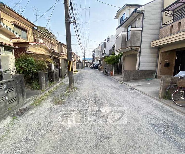 京都府京都市右京区西京極北裏町の賃貸マンションの周辺