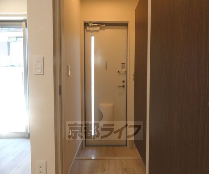 京都府京都市北区大北山原谷乾町の賃貸アパートの玄関