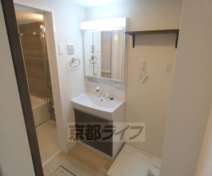 京都府京都市北区大北山原谷乾町の賃貸アパートの内装