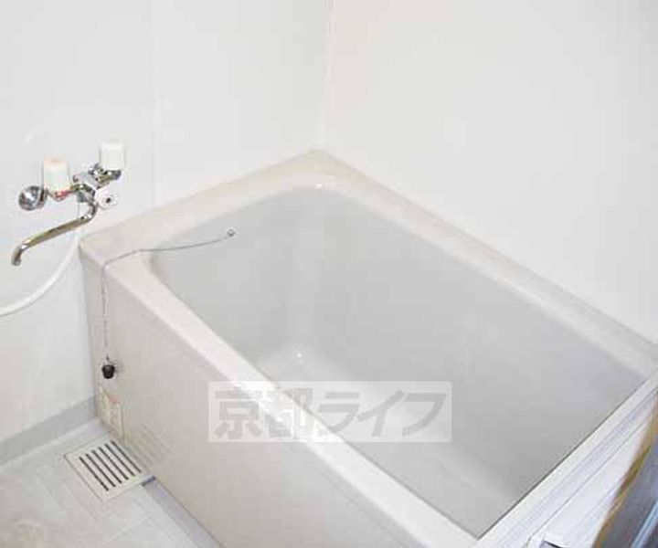 ソルレヴェンテ奥村202の風呂