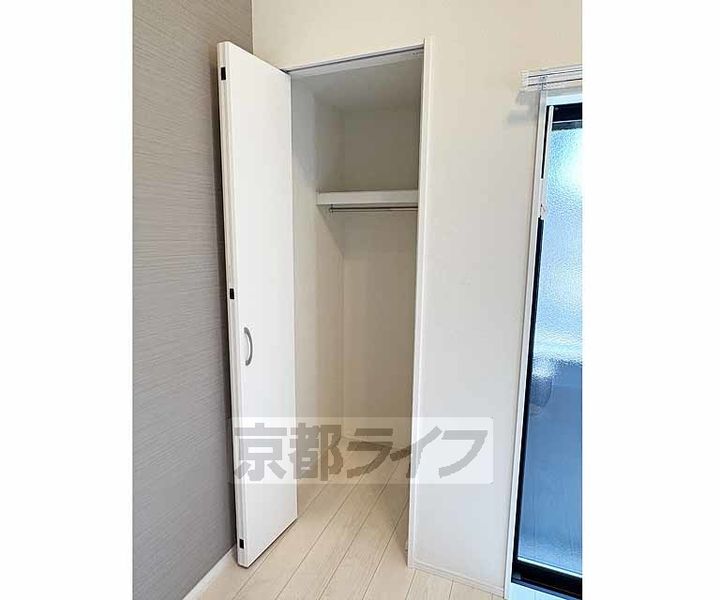 京都府京都市山科区御陵鴨戸町の賃貸アパートの内装