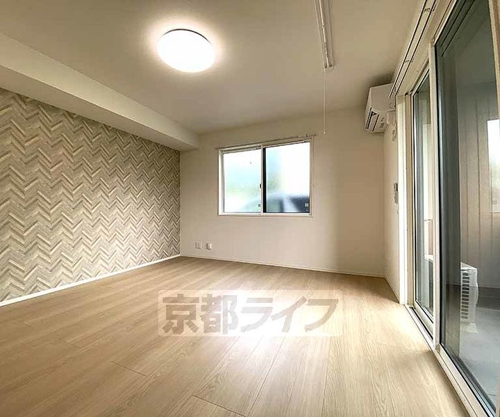 京都府京都市左京区修学院大林町の賃貸アパートの居間