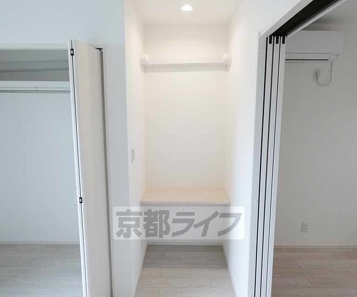 京都府京都市伏見区下中町の賃貸アパートの内装