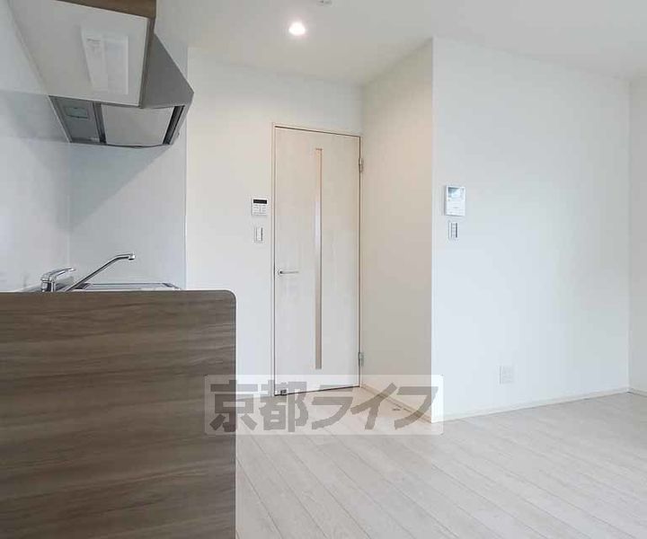 ネクスト伏見303の居間